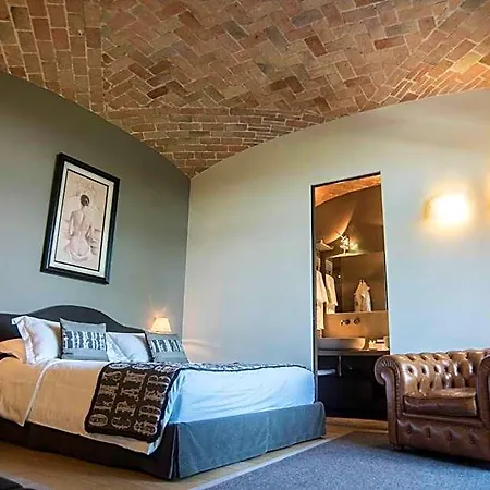 Relais San Maurizio فندق سانتو ستيفانو بيلبو