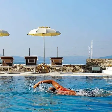 Relais San Maurizio 5* سانتو ستيفانو بيلبو